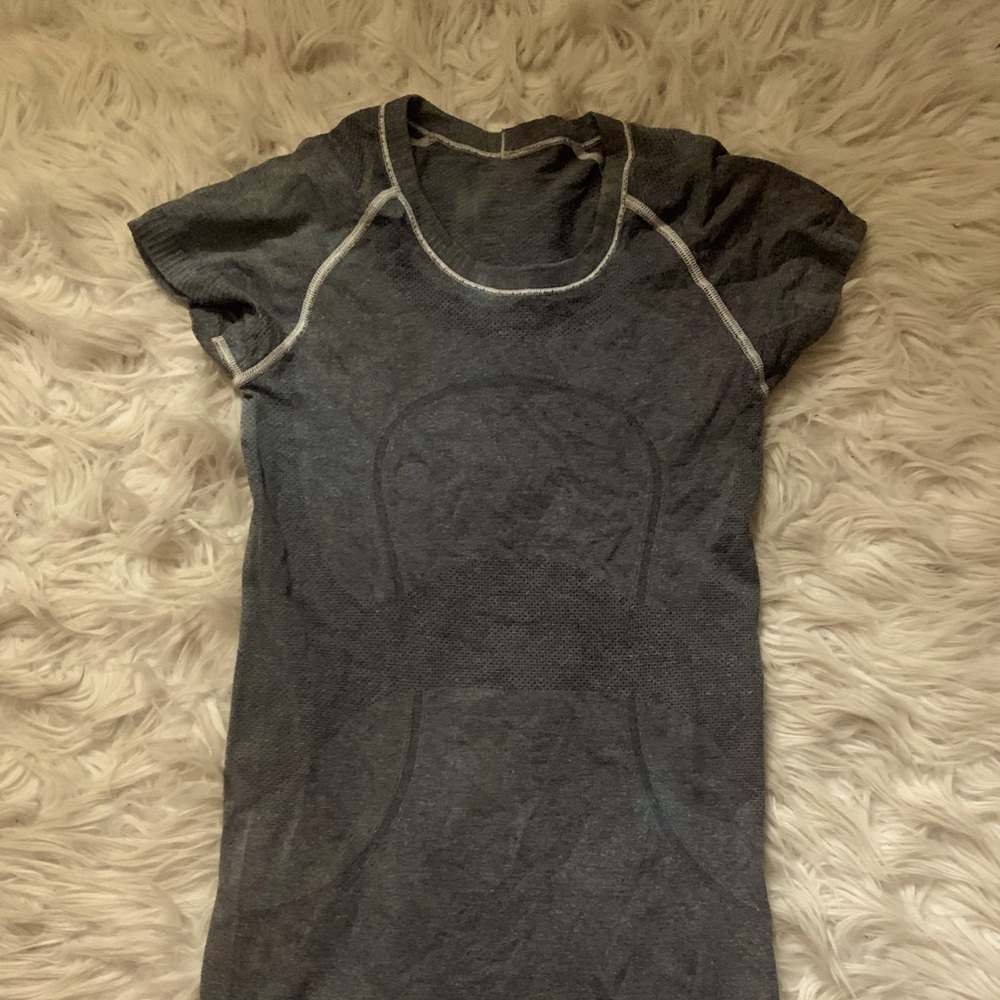 dark grey swiftly tech